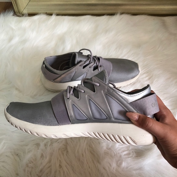 adidas Shoes - Adidas tubular Viral shoes- $19 UNTIL MONDAY ONLY
